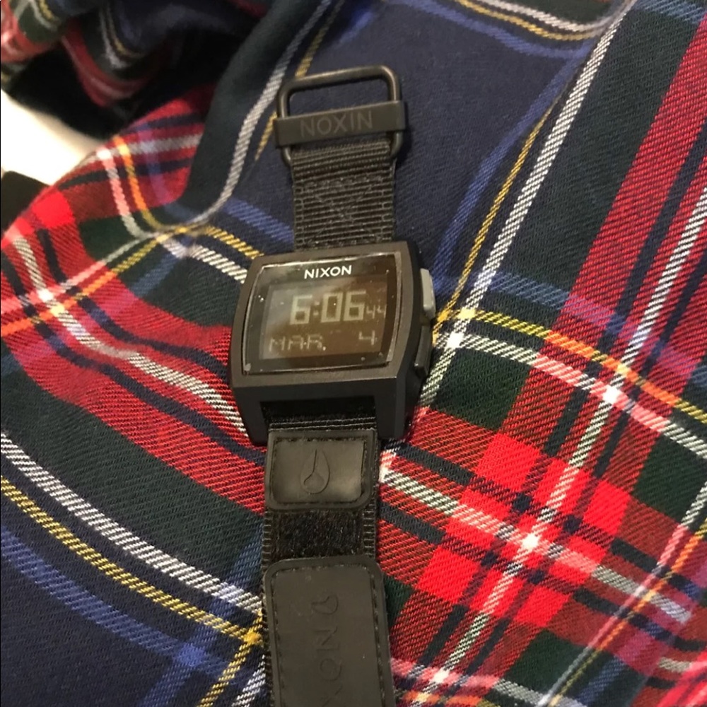 Nixon watch